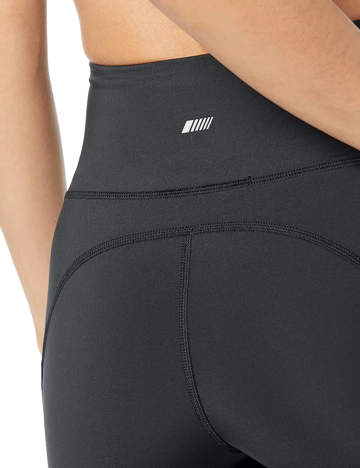 Amazon Essentials Women's Active Sculpt Moisture-Wicking High Waist Biker Shorts with Pockets