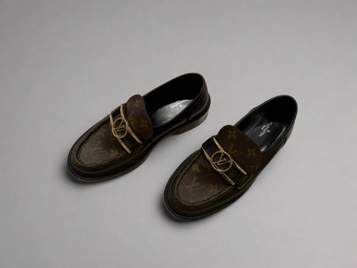 Authentic Louis Vuitton Monogram Loafers – Size 38, Like-New Condition, Worn Once