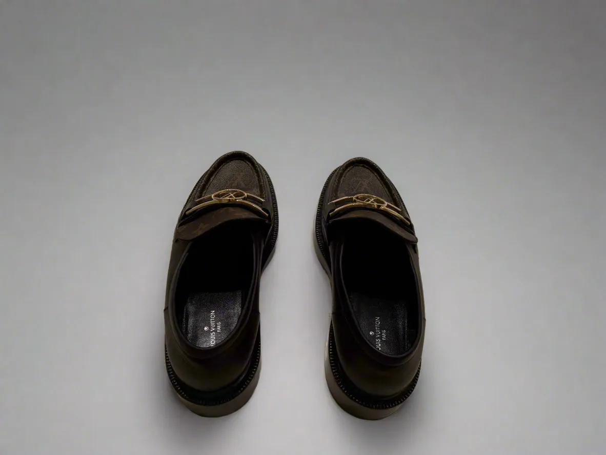 Authentic Louis Vuitton Monogram Loafers – Size 38, Like-New Condition, Worn Once