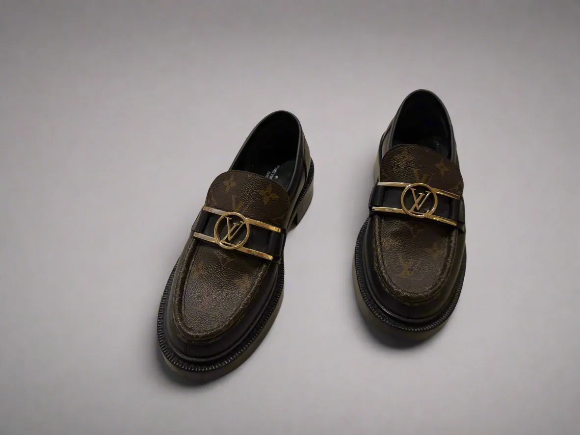 Authentic Louis Vuitton Monogram Loafers – Size 38, Like-New Condition, Worn Once