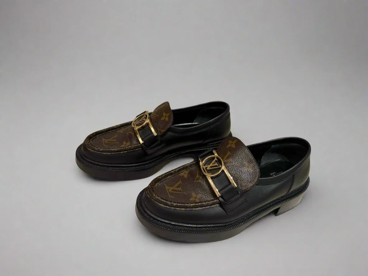 Authentic Louis Vuitton Monogram Loafers – Size 38, Like-New Condition, Worn Once