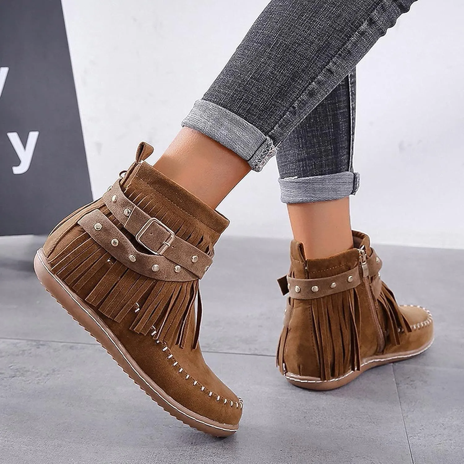 Boho Boots for Women Casual Fringe Suede Wide Round Toe Ankle Boots Tassel Vintage Short Booties Side Zip Flat Fall Winter Boots Non Slip Mid Calf Boots