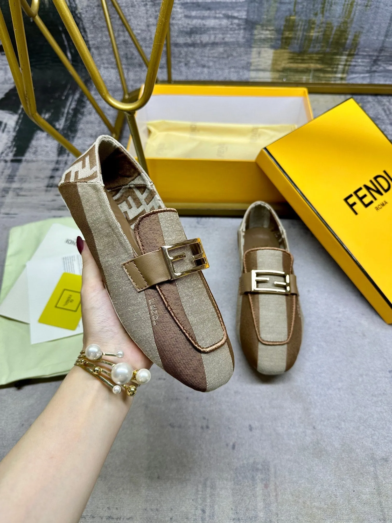 BROWN HARDWARE FENDI Loved by customers LOAFERS CANVAS GOLD IN MIX FENDI BAGUETTE BEIGE Satisfaction guarantee