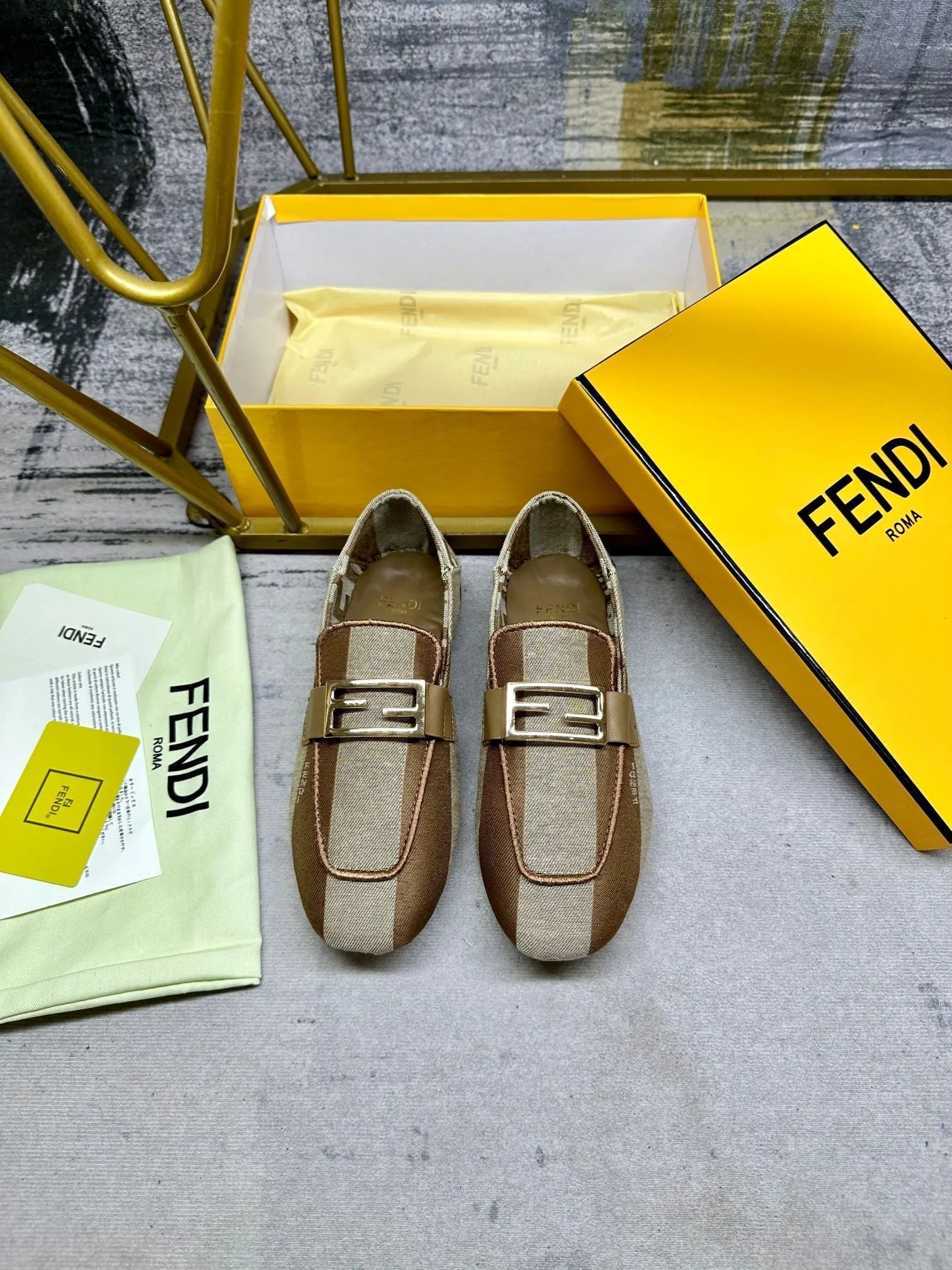 BROWN HARDWARE FENDI Loved by customers LOAFERS CANVAS GOLD IN MIX FENDI BAGUETTE BEIGE Satisfaction guarantee