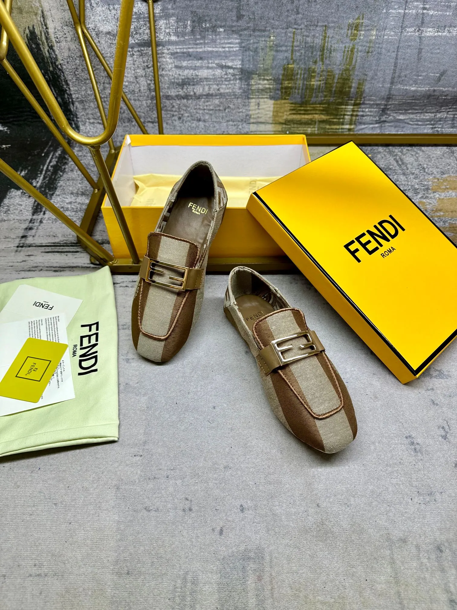 CANVAS FENDI LOAFERS IN GOLD MIX BAGUETTE FENDI BEIGE Giant bargain Timely resolution HARDWARE BROWN