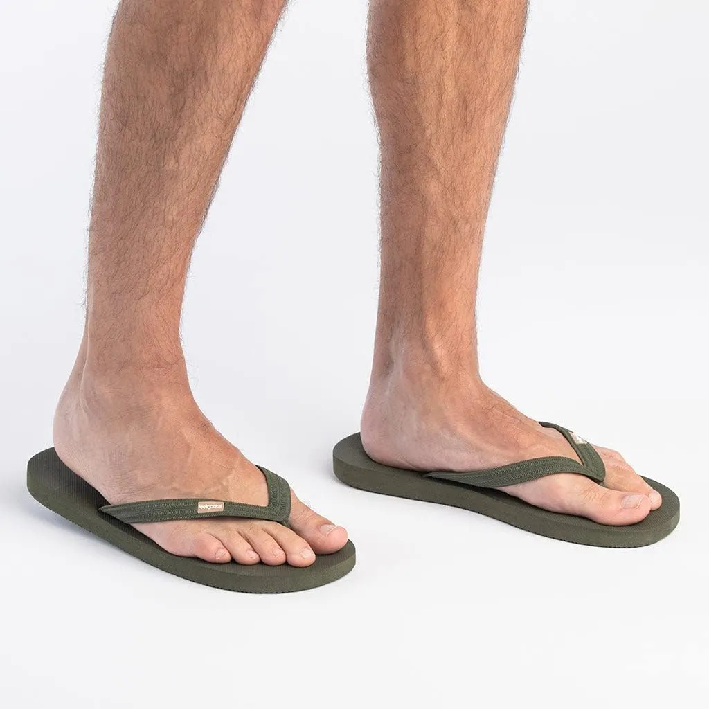 Feelgoodz Mens Classicz Rubber Flip-Flops - Waterprooof, 100% Natural Rubber & All-Vegan Sandals, Fair Trade Certified Slippers, Consciously Sourced & Artisan-Crafted