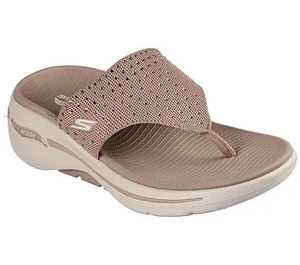 GO WALK ARCH FIT SANDAL - GLAM CITY - TAUPE