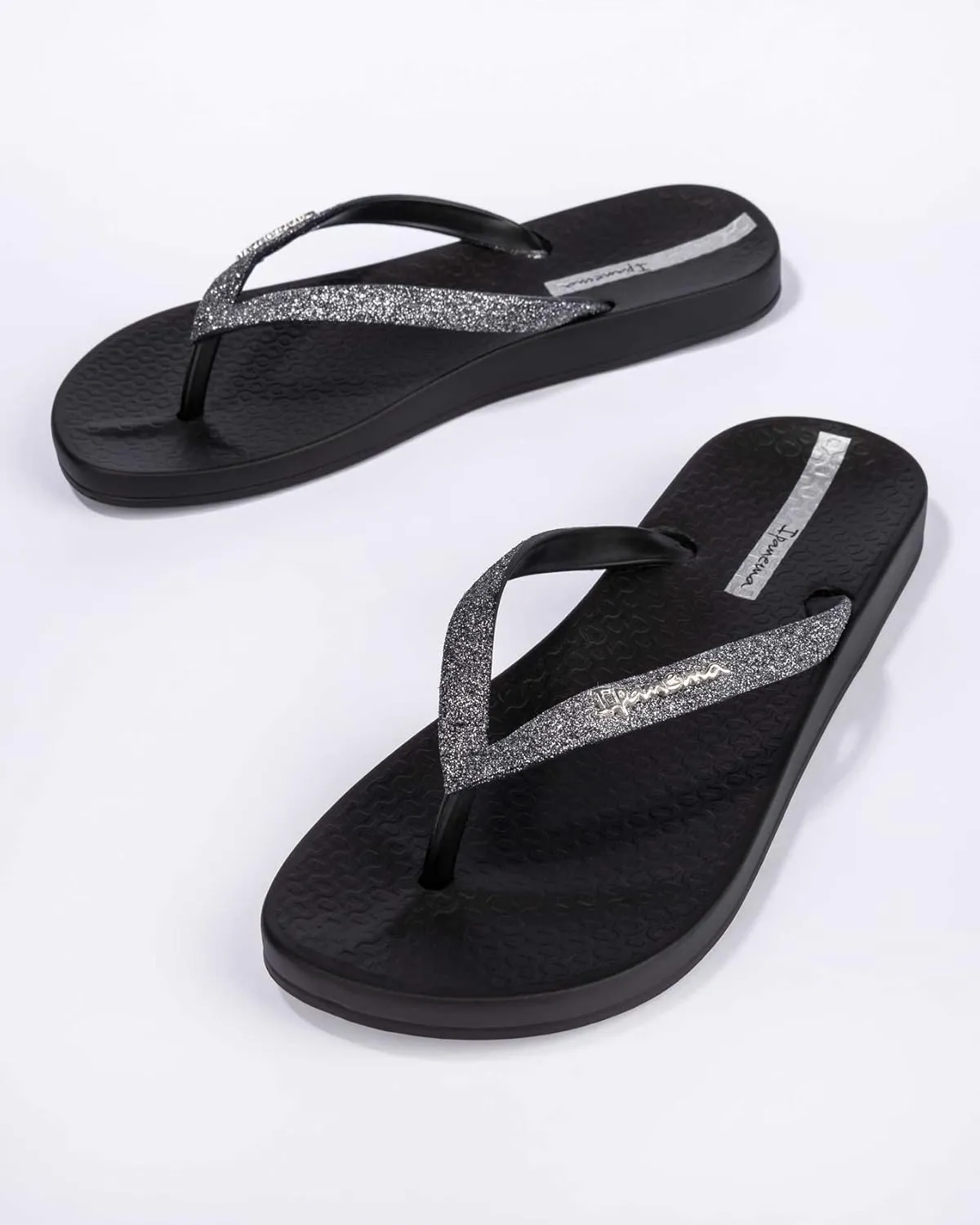 Ipanema Ana Collection Flip Flops for Women, Cute Comfortable Brazilian Beach Sandals