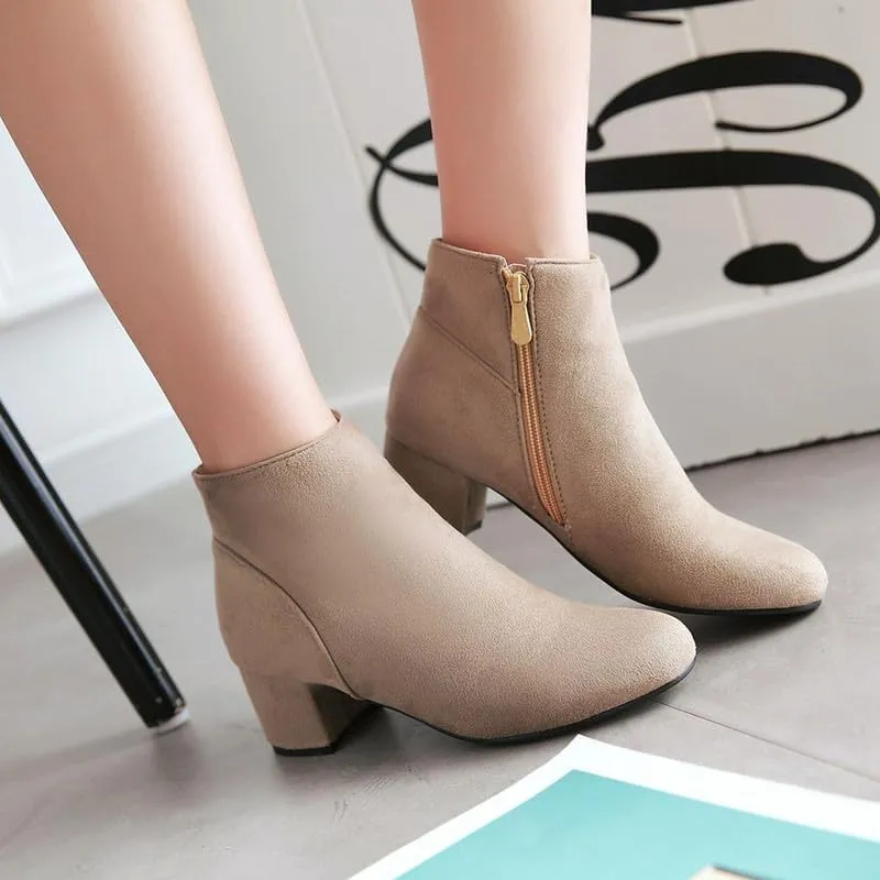 KOKOMOMO Womens Round Toe Chunky Heeled Boots Zip Up Ankle Booties