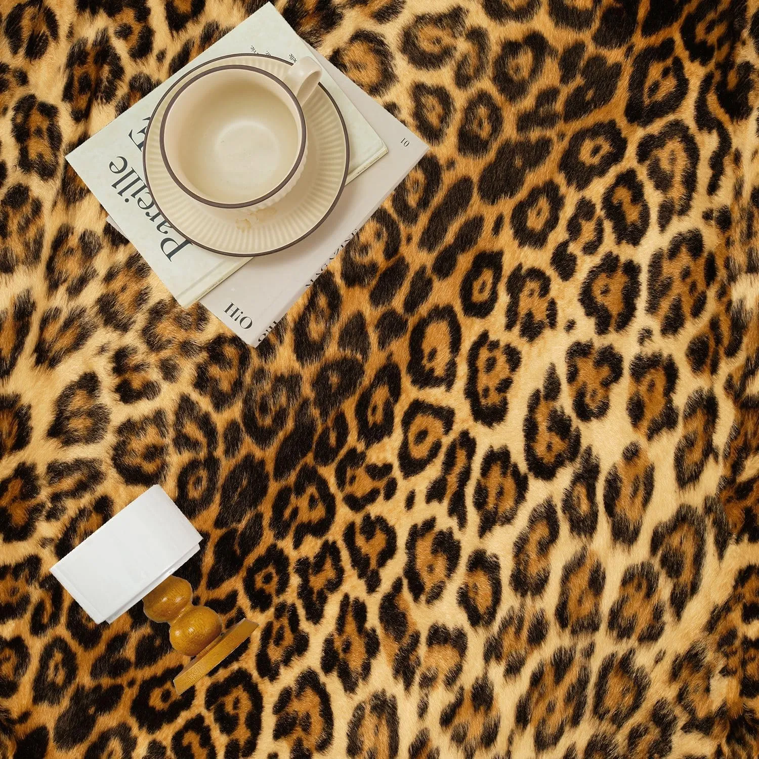 Leopard Print Long Hallway Rug Runners 2x6ft Wildlife Durable Non-Shedding Carpet Animal Abstract Leopard Pattern Area Rugs Soft Cozy Carpet for Living Room Non-Slip Washable Runner Rug