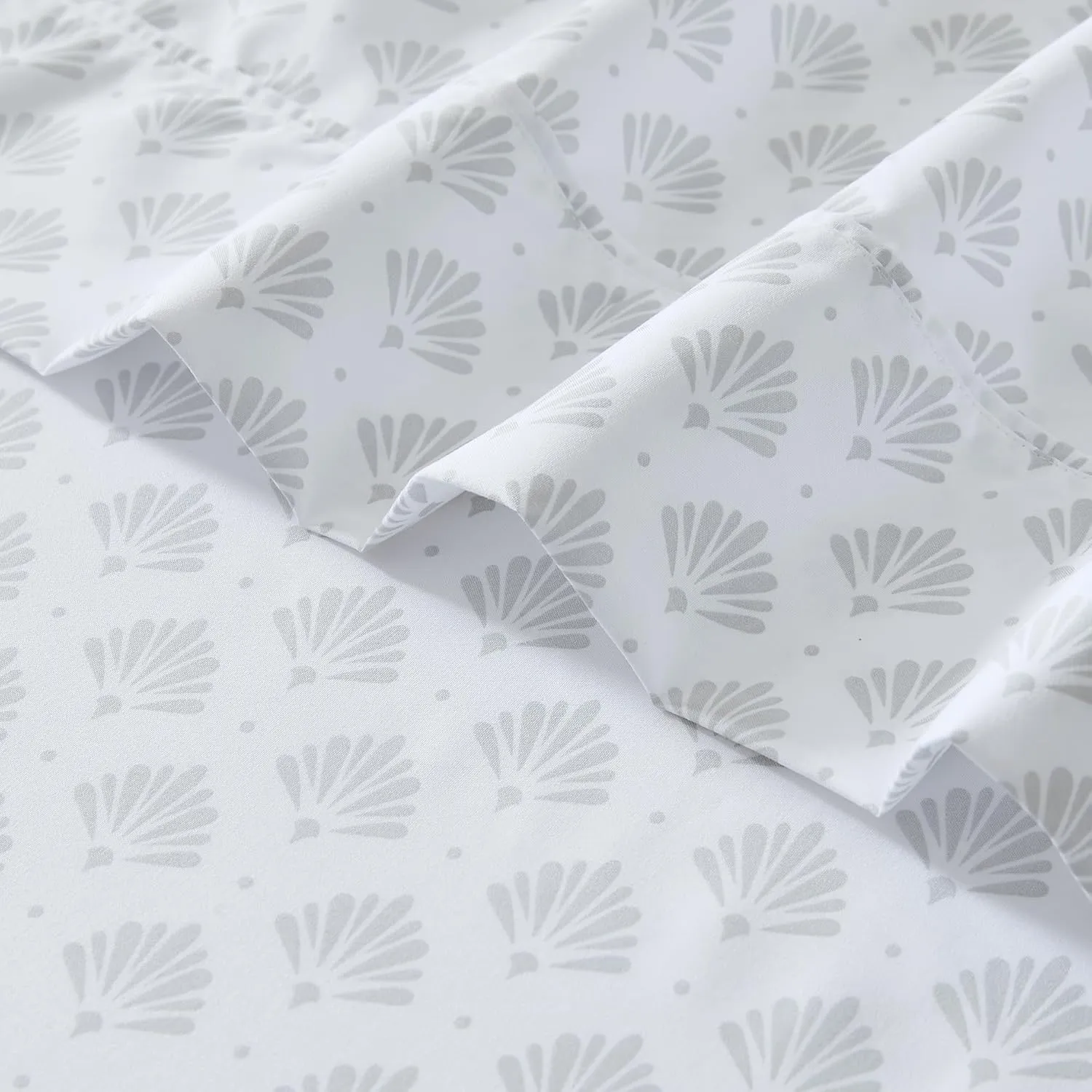 Lush Decor Scallop Fan Sheet Set 6 Piece Set King Gray - Geometric Bed Sheets - Art Deco Decor - King Sheets - Art Deco Bedroom - Transitional Decor