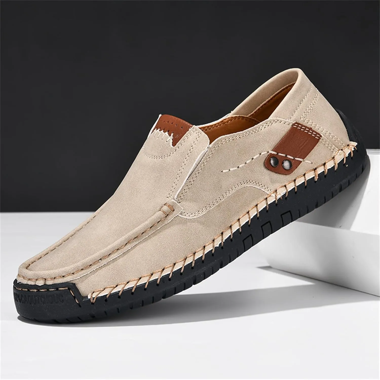 Men's Casual Shoes 2025 Breathable Comfy Flat Bottom Bussiness Casual Shoes for Work Slip on Non Slip Plus Size Leather Loafers for Men