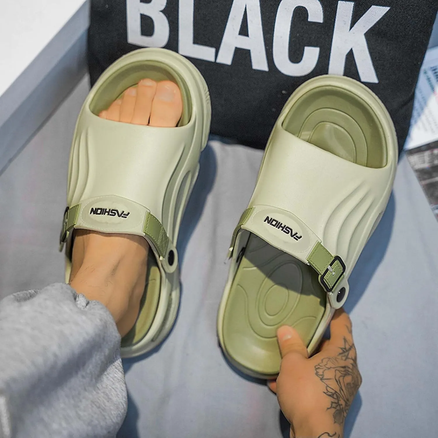 Men's Shallow Mouth Wide Casual Garden Shoes, Comfortable Swimming Pool Walking Shoes, Classic Lightweight Comfortable Beach Wading Shoes