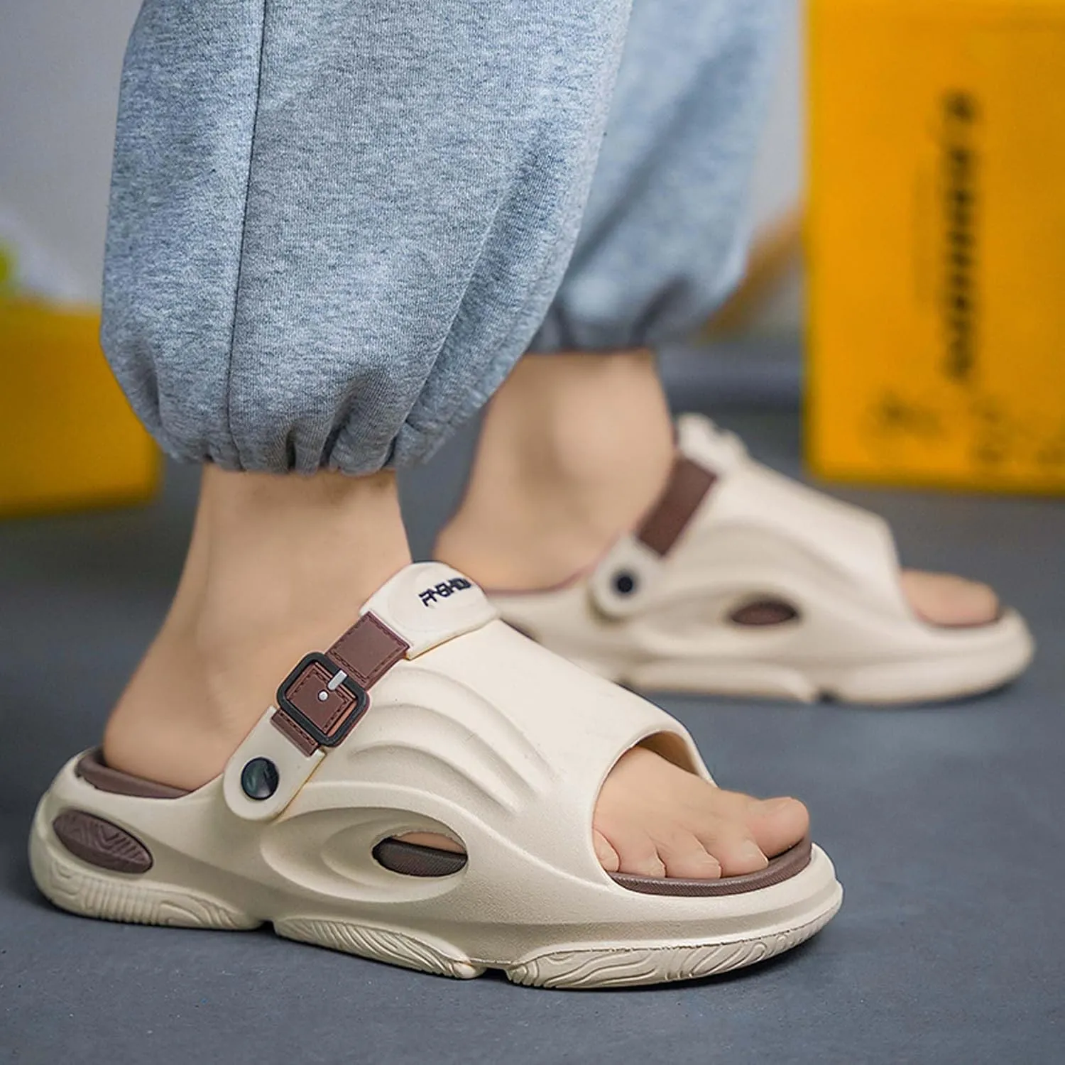 Men's Shallow Mouth Wide Casual Garden Shoes, Comfortable Swimming Pool Walking Shoes, Classic Lightweight Comfortable Beach Wading Shoes