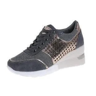 Modern and supportive orthopedic summer footwear