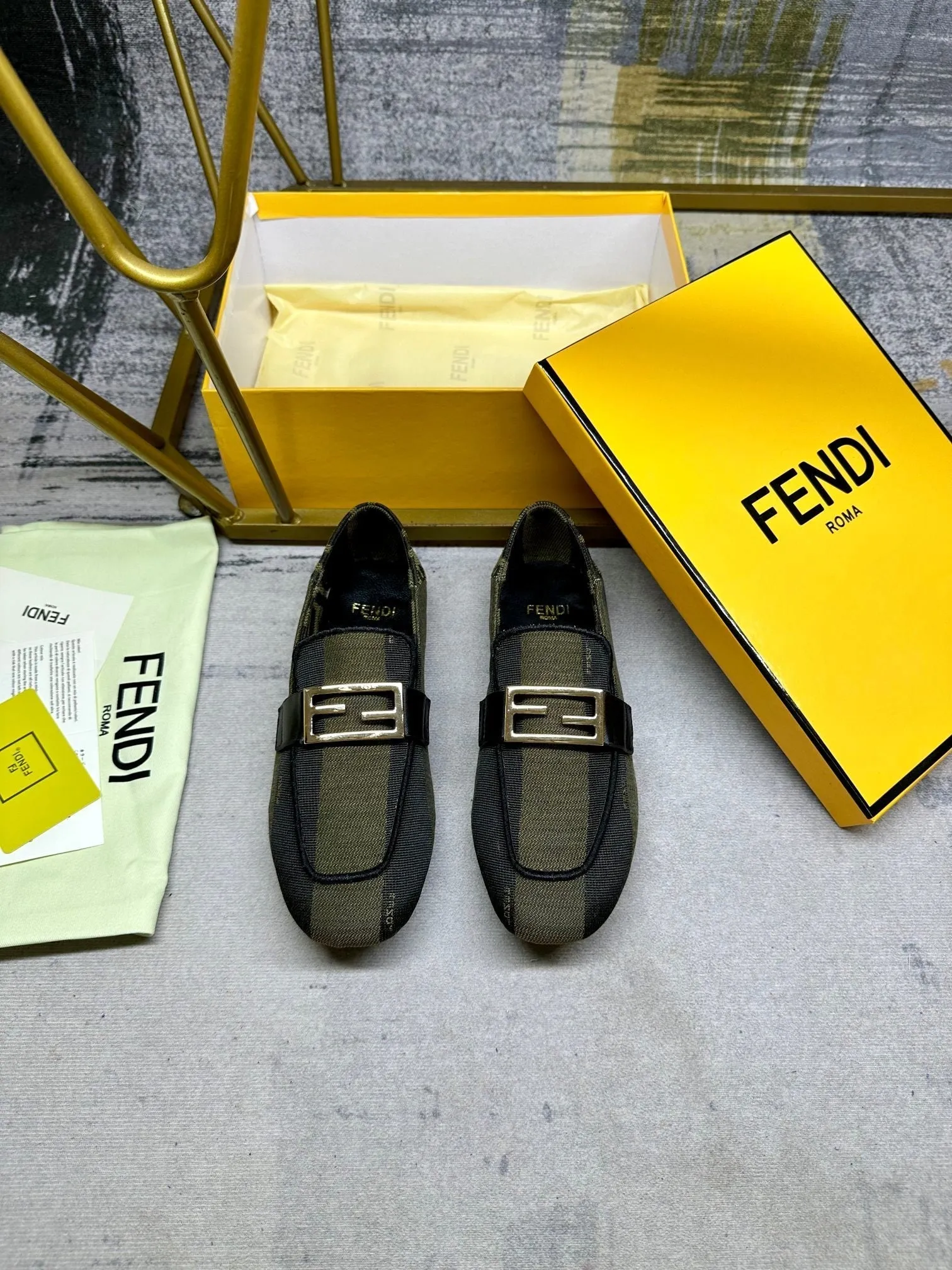 OLIVE BLACK Large-scale promotion GREEN FENDI FENDI IN BAGUETTE Giant bargain MIX GOLD HARDWARE CANVAS LOAFERS