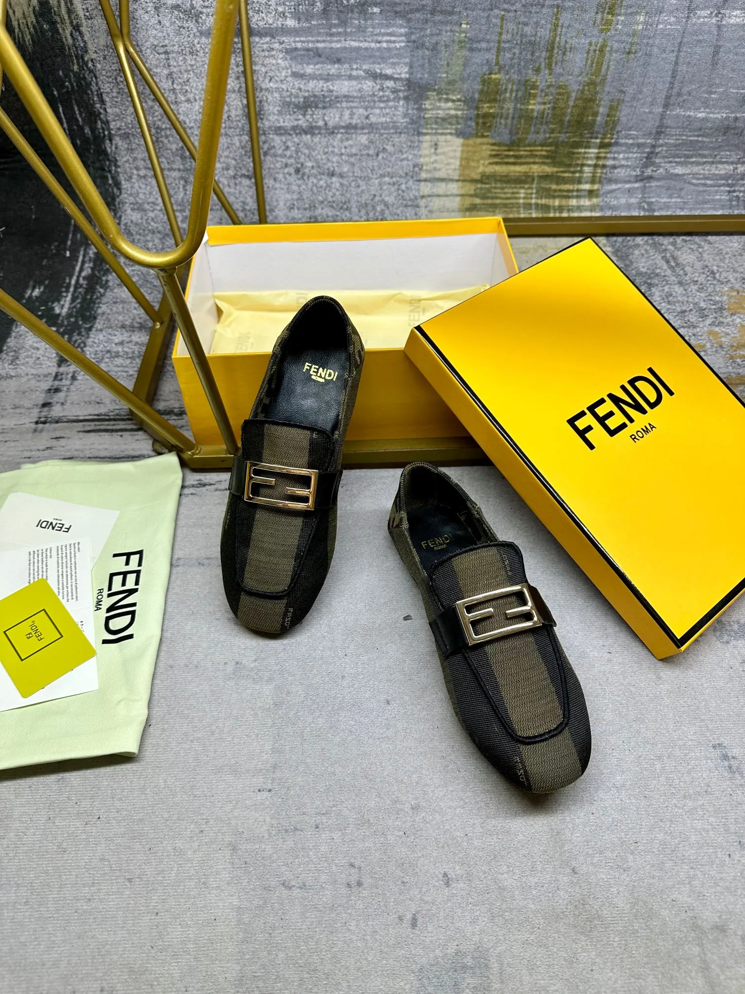 OLIVE BLACK Large-scale promotion GREEN FENDI FENDI IN BAGUETTE Giant bargain MIX GOLD HARDWARE CANVAS LOAFERS