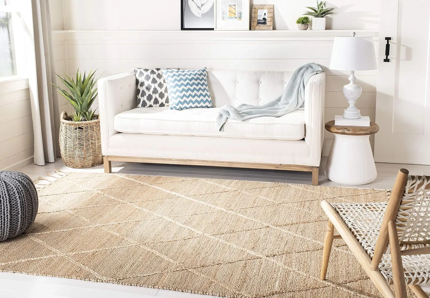 SAFAVIEH Natural Fiber Collection Area Rug - 8' x 10', Natural, Farmhouse Rustic Moroccan Trellis Braided Tassel Jute Design, Ideal for High Traffic Areas in Living Room, Bedroom (NF107B)
