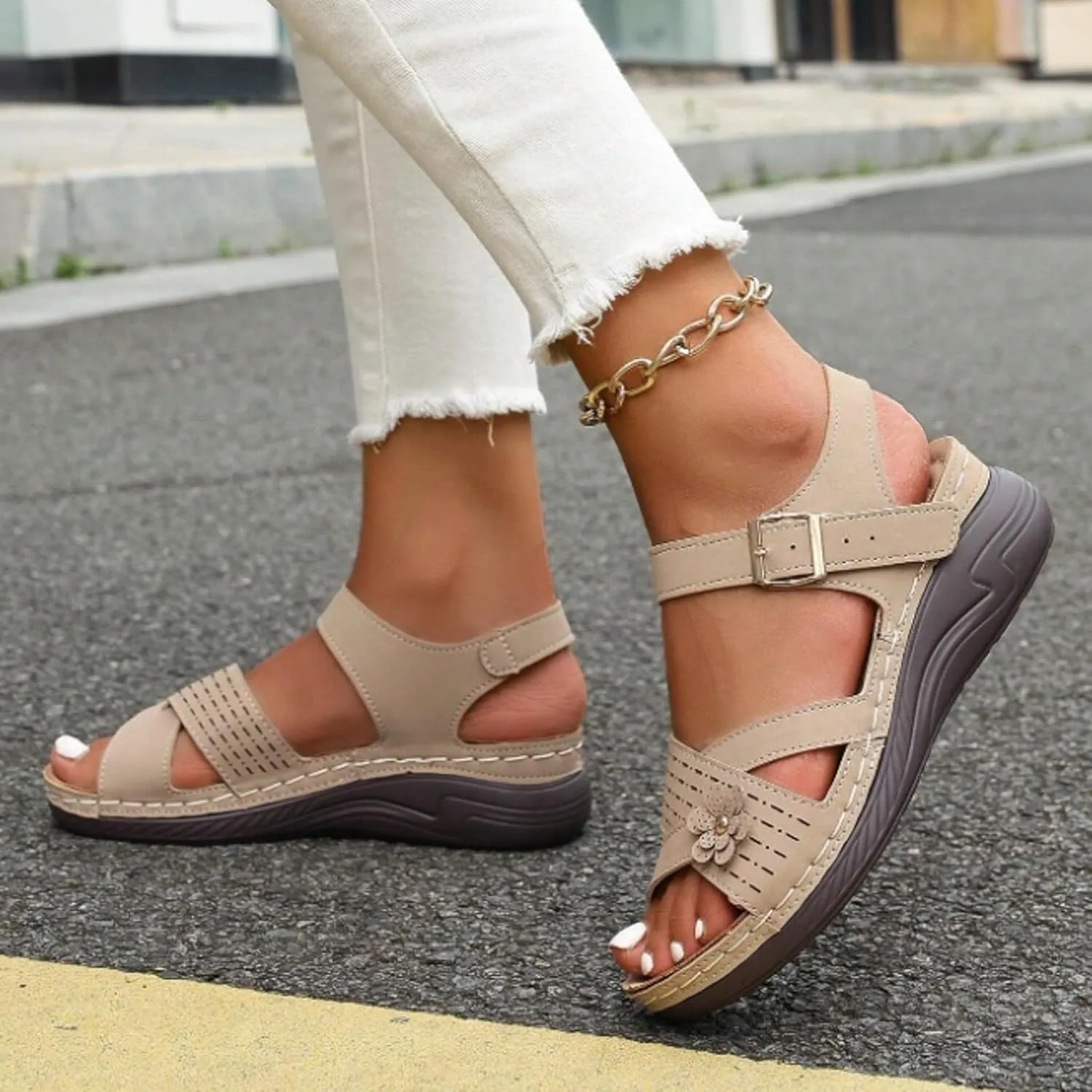 Sandals for Women Comfort Walking Non Slip Casual Summer Adjustable Strappy Shoes Soft Cushion Fashion Womens Sandals