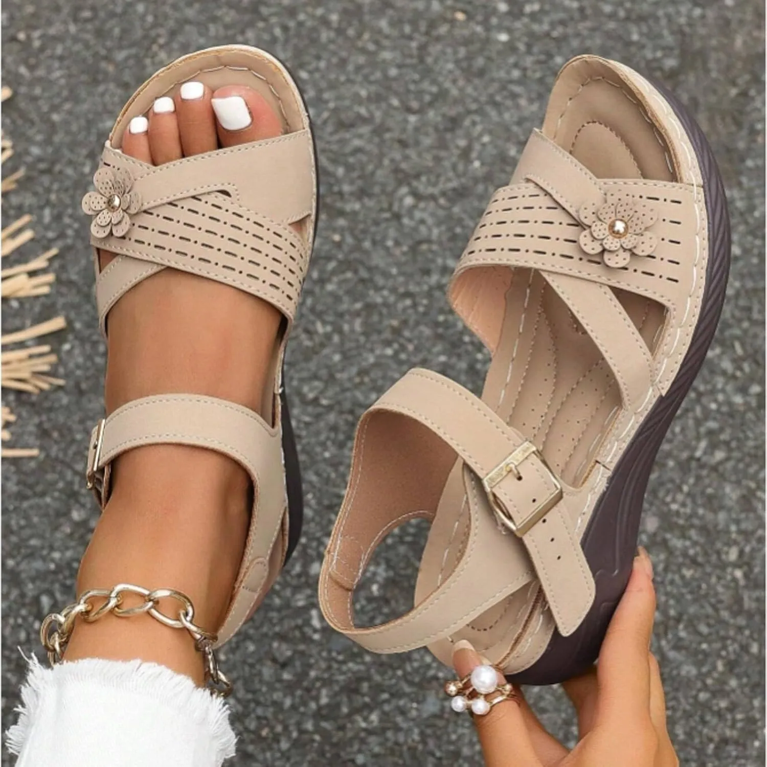 Sandals for Women Comfort Walking Non Slip Casual Summer Adjustable Strappy Shoes Soft Cushion Fashion Womens Sandals