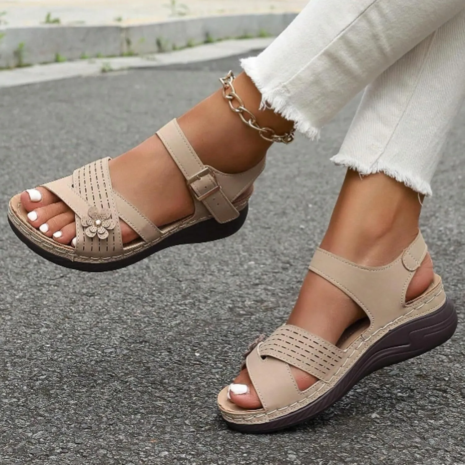 Sandals for Women Comfort Walking Non Slip Casual Summer Adjustable Strappy Shoes Soft Cushion Fashion Womens Sandals