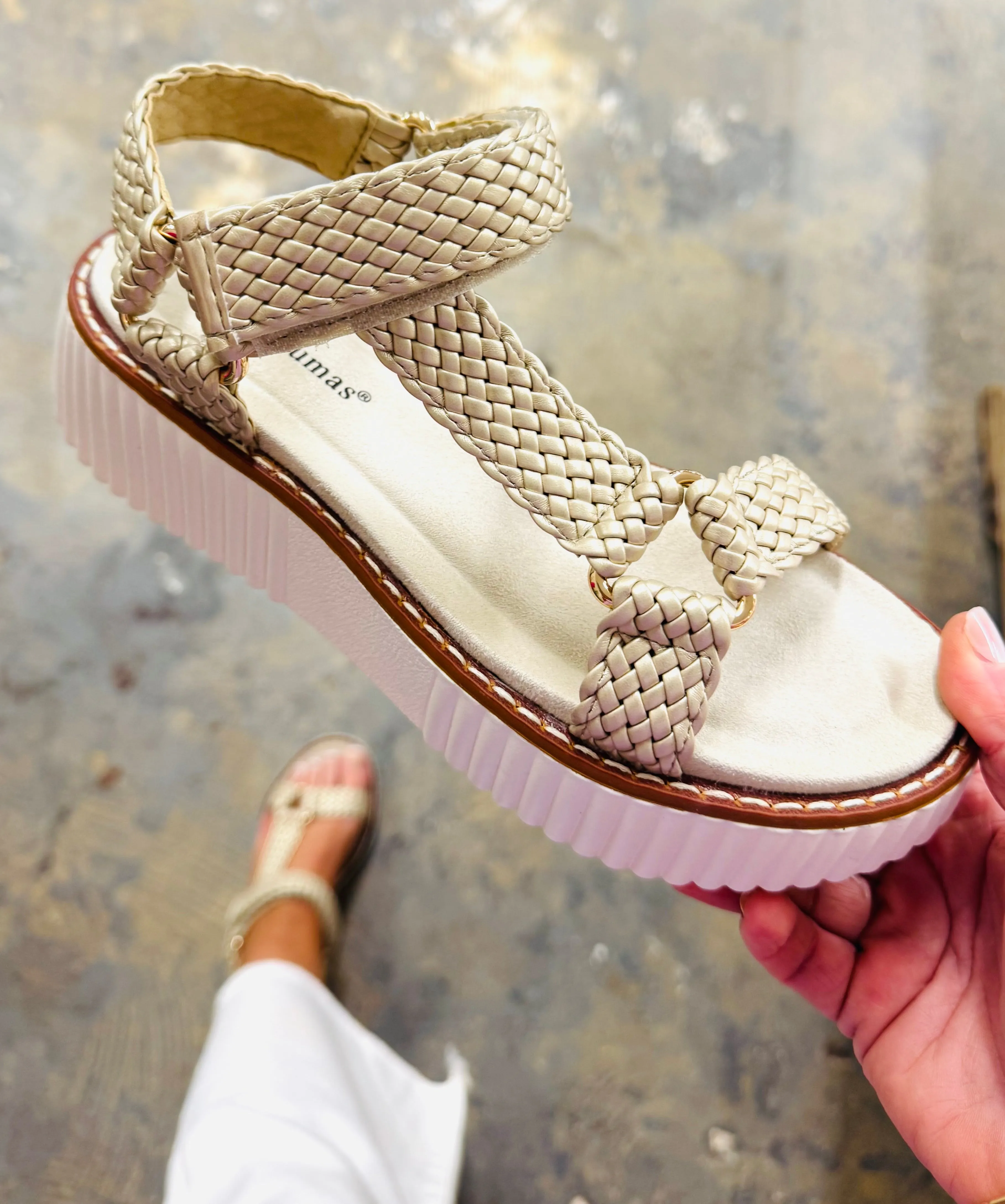 Sweet 11 Gold sandal