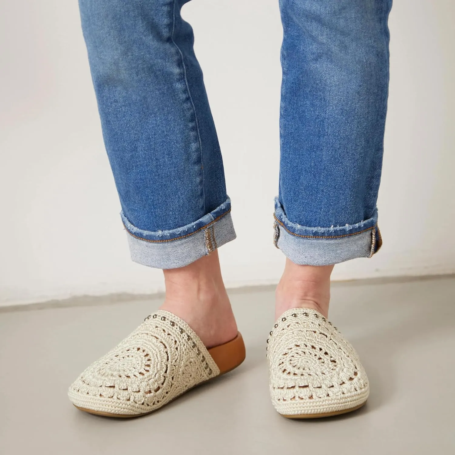 The Sak Bolinas Clog Shoe - Women's Slip On Sandal for Indoor & Outdoor Use, Comfortable Mule Shoes
