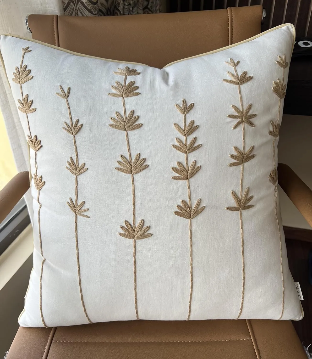 VAGMINE Hand Embroidered Daisy Accent Throw Pillow Cover - 20x20 Inches Square - 100% Cotton Ivory Decorative Cushion Cover for Couch, Sofa, Living Room - Textured Embroidery - Cozy Floral Home Décor