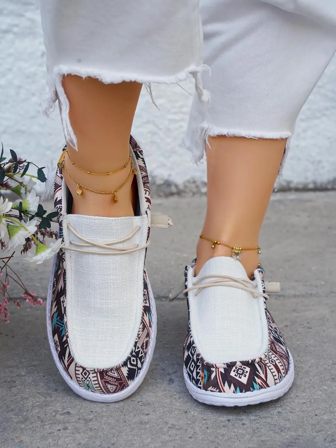 Women's Geometric Patterns Canvas Loafers Bohemian Design Lace-up Adjustable Cushioned Sole Lightweight Breathable Fabric Anti-Slip Casual Walk Drive Outfits Summer Fall