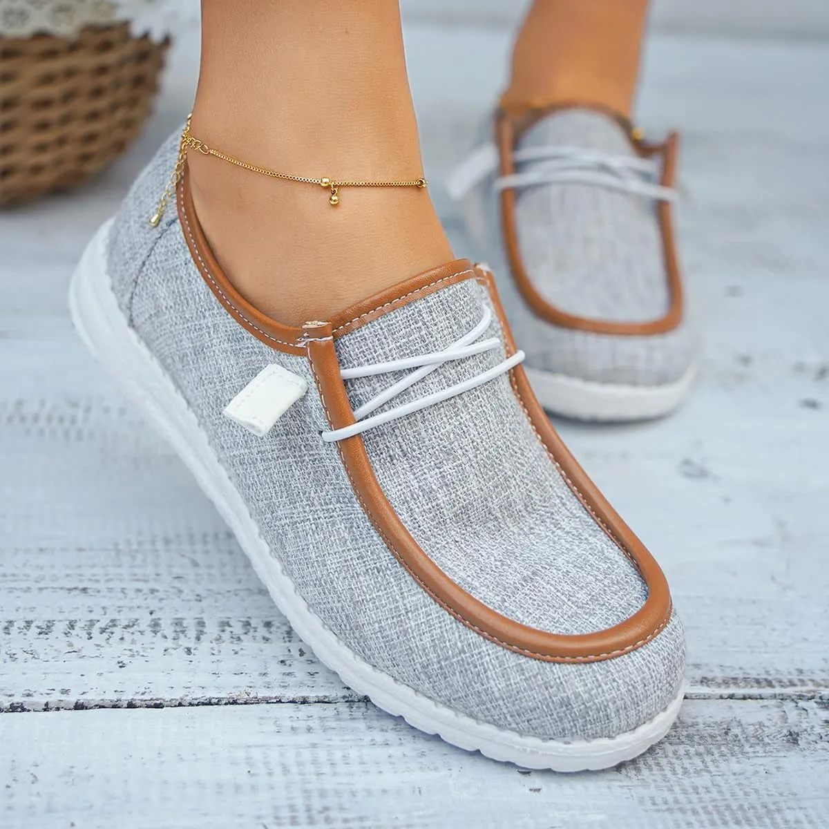 Womens Lace-Up Canvas Lightweight Boat Shoes Casual Comfortable Slip on Knit Loafers Outdoor Walking Low Top Wide Deck Shoes