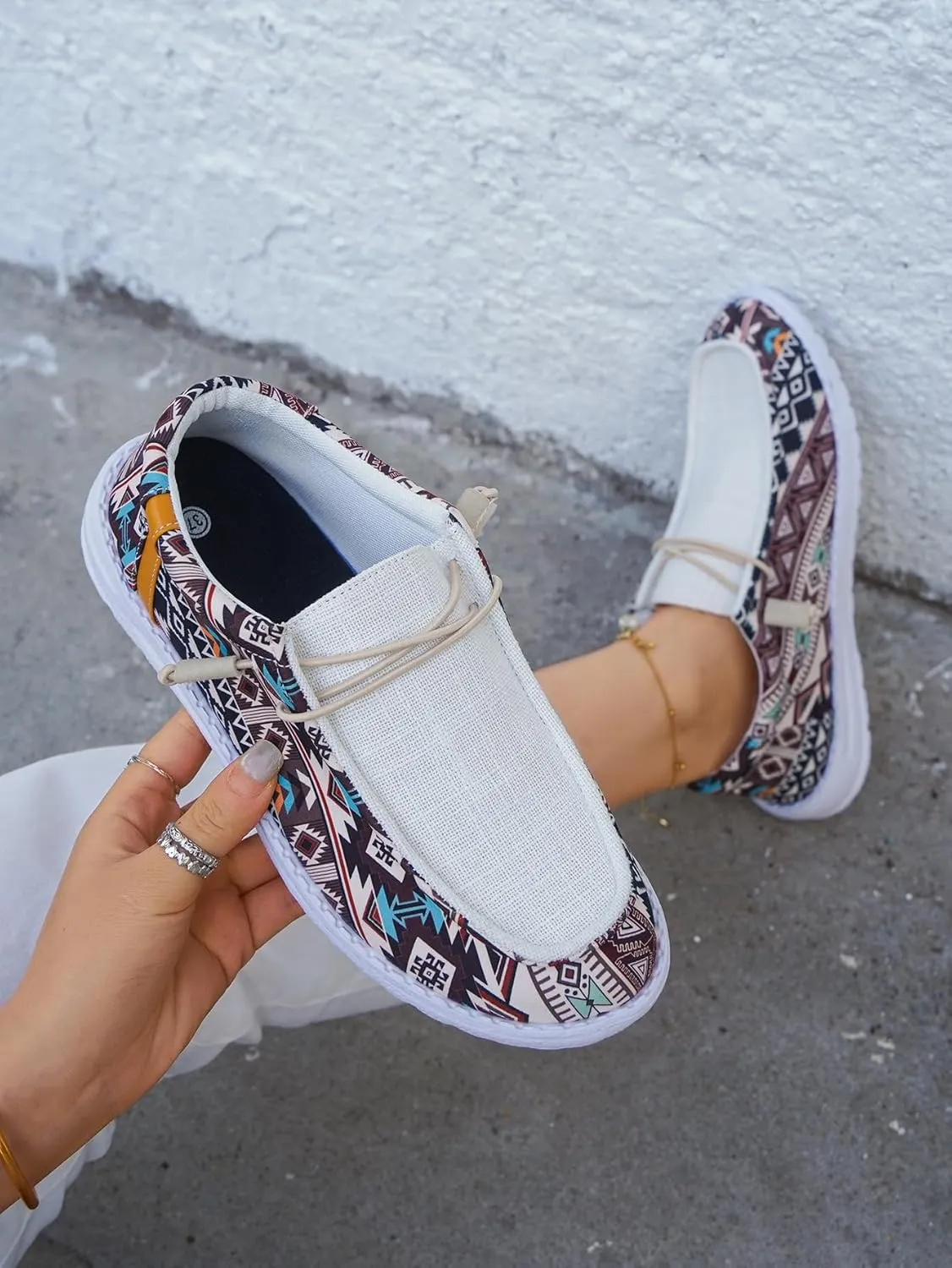 Women's Lace-up Loafers Canvas Loafers with Arch Support Color Painted Wide Width Walking Sneakers Comfortable Slip-on Sneakers