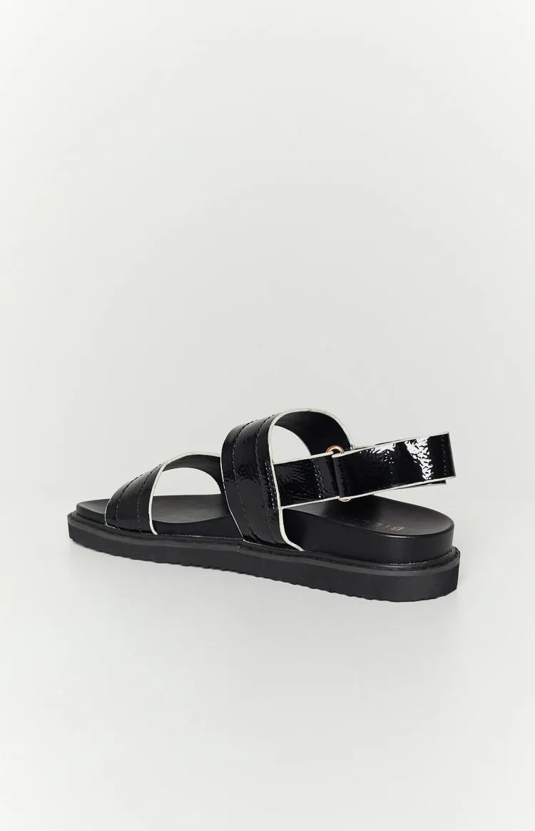 Zyla Black Crinkle Sandal