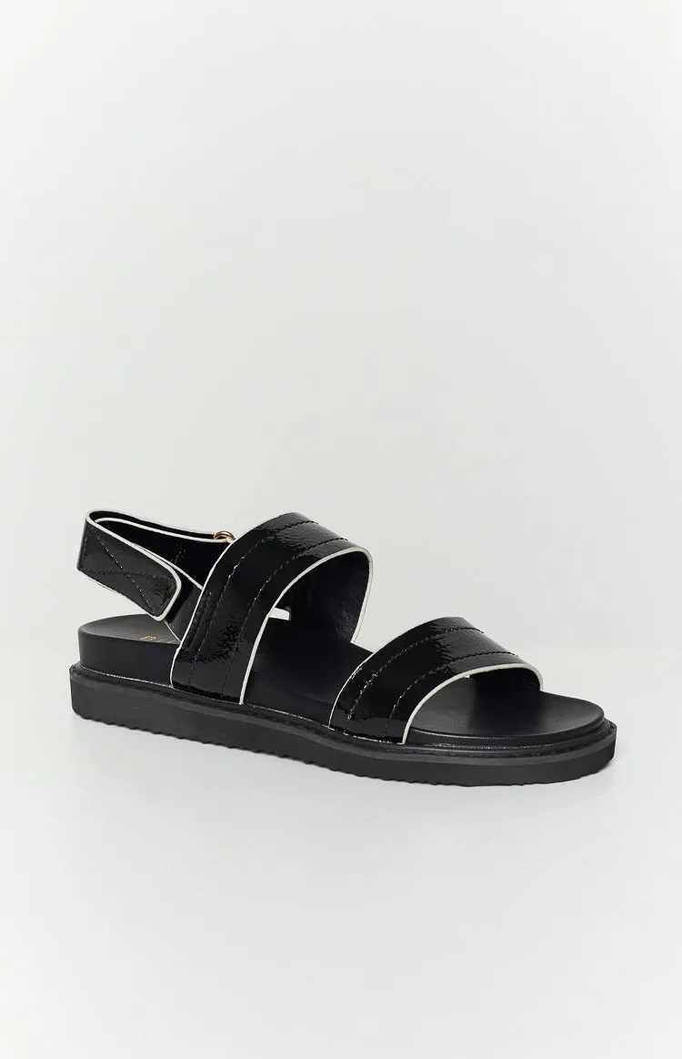 Zyla Black Crinkle Sandal